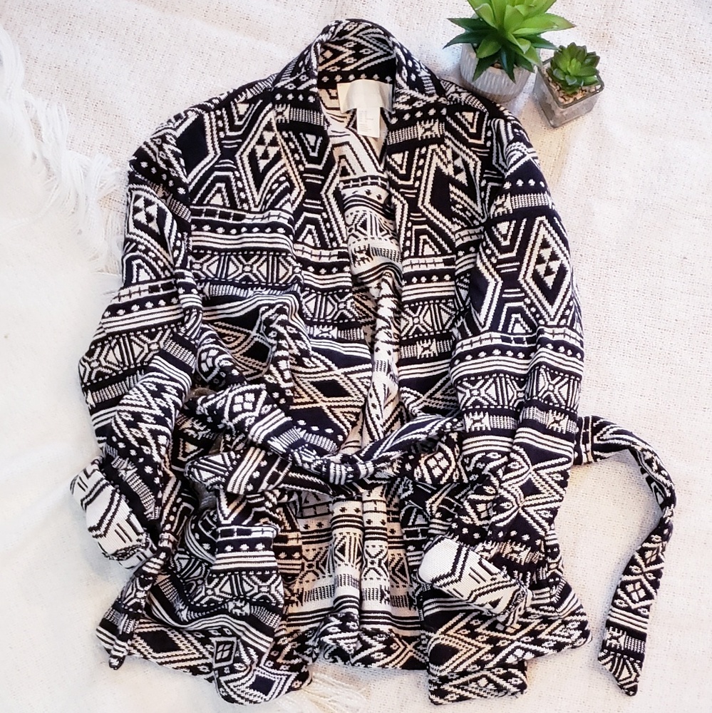 NEW H&M Blazer! - size 12